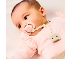 Chupeteros^b.box 2 Sujetachupetes de Silicona Blush Vainilla