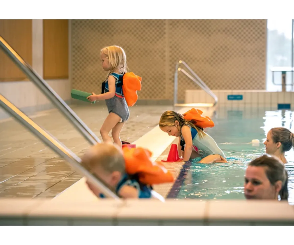 Chaleco Flotador Para Niños Y Bebes^Fibby Dispositivo para Nadar + Aplicación de Aprendizaje