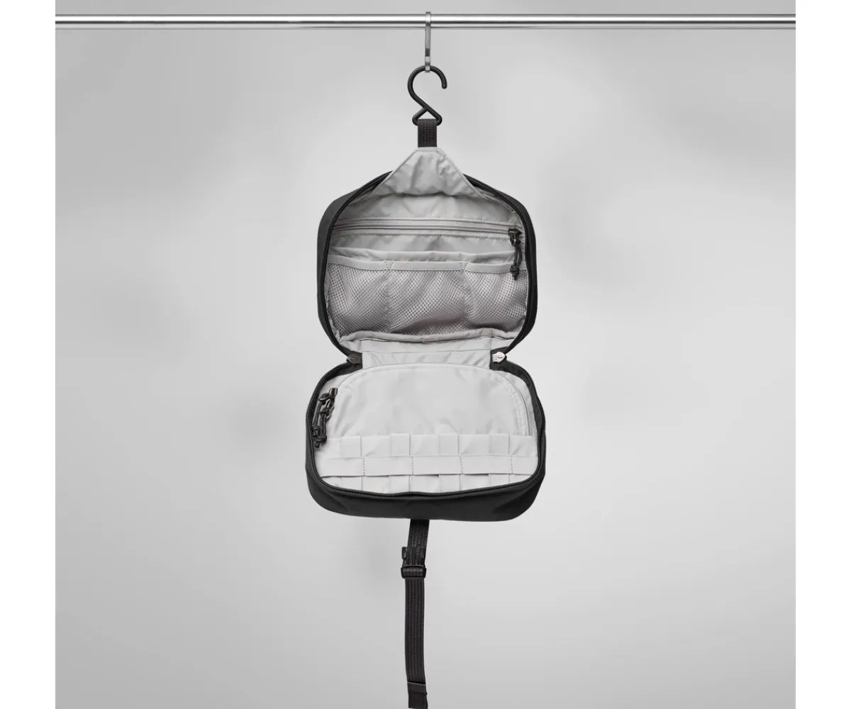 Neceseres^Fjällräven Neceser Farden Coal Black