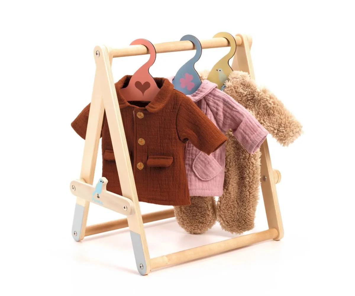 Accesorios Para Muñecas^Djeco Perchero y 3 Perchas Pomea para Ropa de Muñeco
