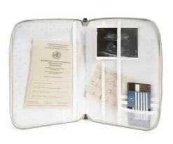 Portadocumentos Bebé^Pasito a Pasito Portadocumentos Toile de Jouy Crema